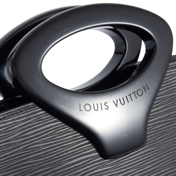 LOUIS VUITTON Black Leather Bag - Picture 5 of 10